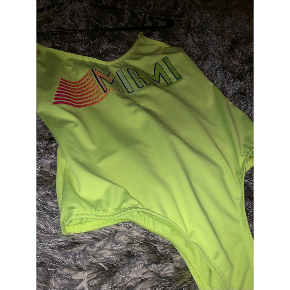 Lime green bodysuit - Picture 4 of 8